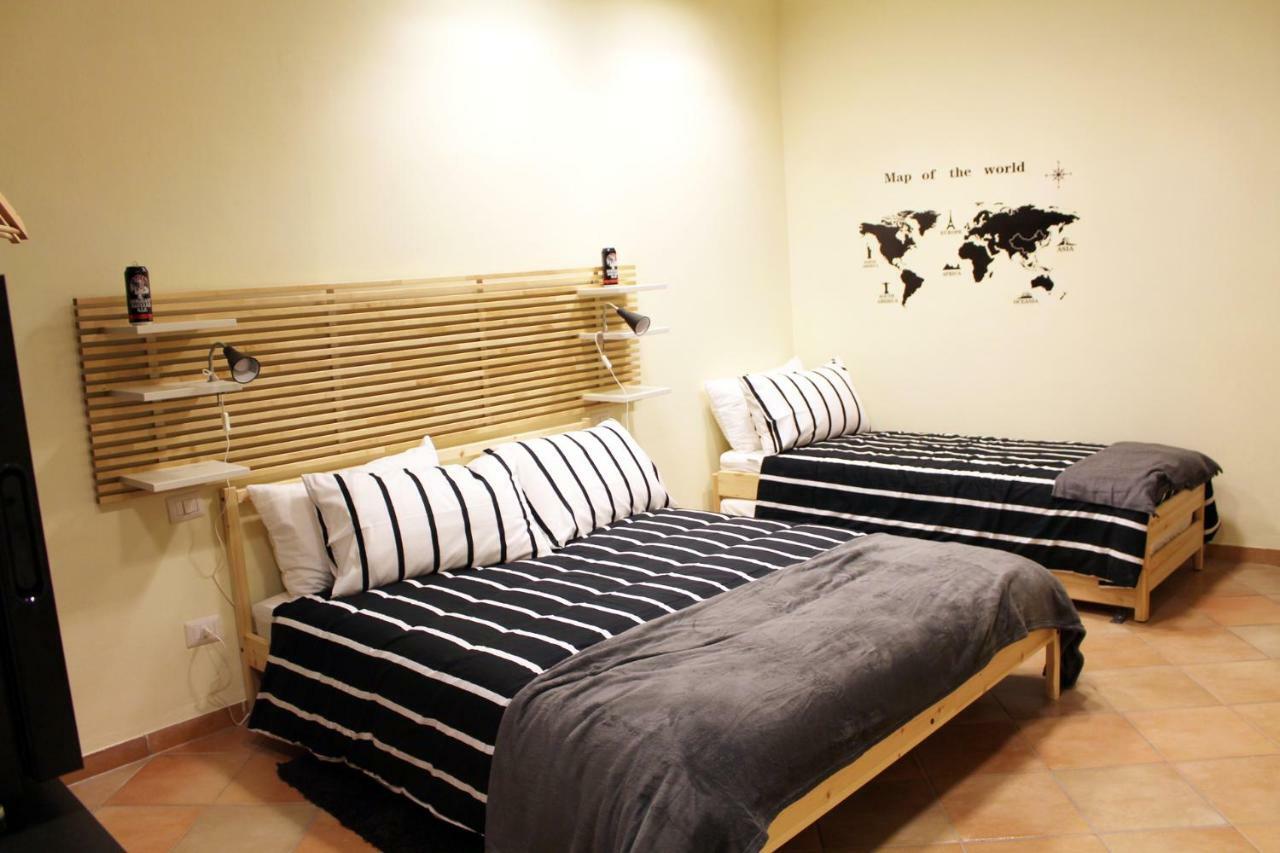 Gasthof La Sosta Navarra Bed&beer Gubbio
